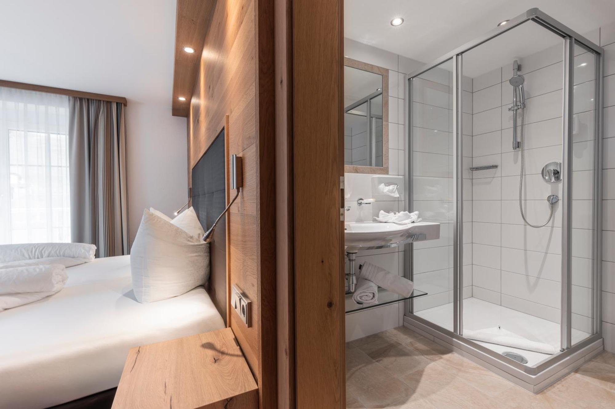 Hotel Garni Schmid 3*