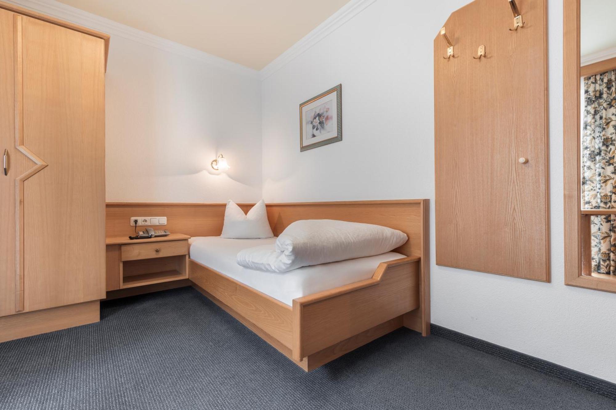 Hotel Garni Schmid 3*